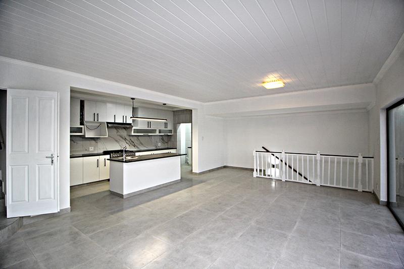 3 Bedroom Property for Sale in Fraaiuitsig Western Cape